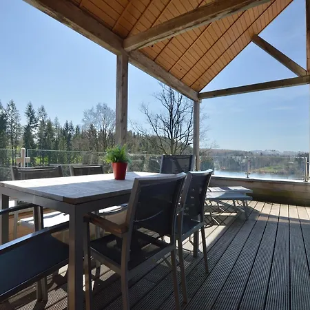 Lakeview Escape * Robertville